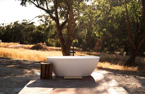 Loch Cabin | Secluded Tiny Home with Bird-Watching Hut near Loch, Victoria
