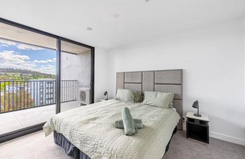 Phillip Apartment | Self-Contained Apartment in Woden By Serain