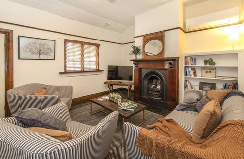 Willunga Cottage | SELF'S COTTAGE unique & original private sanctuary