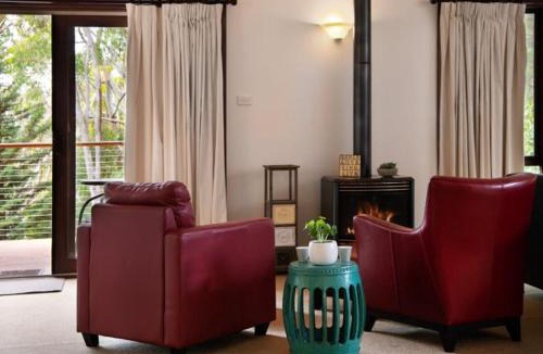 Daylesford House | Serena- a stone's throw from Lake Daylesford