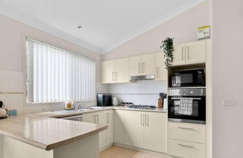 St. Georges Basin House | Serena Shores Holiday Escape