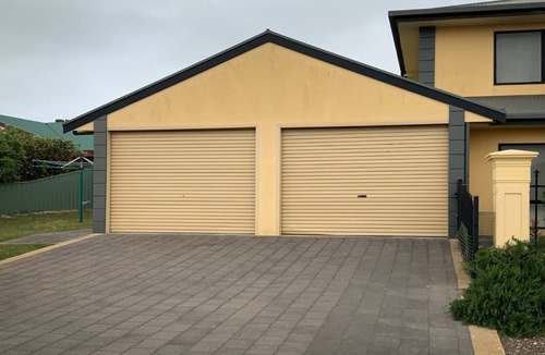 Lake Wangary House | Serendipity is a Large, Well Equipped Esplanade Townhouse