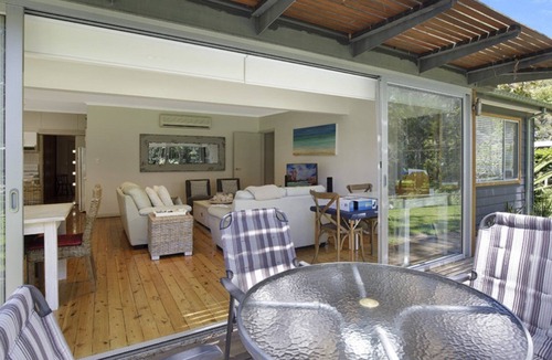 Pearl Beach House | Serene seclusion on Gem by HolidayCo.