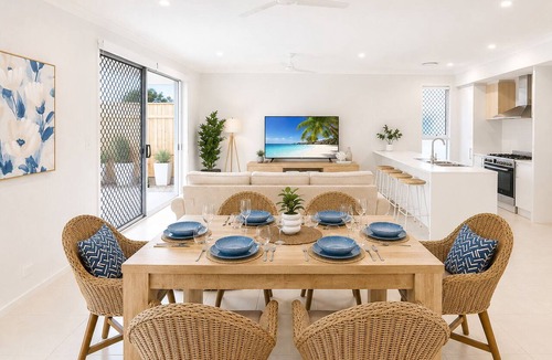 Warner House | Serene Warner Stay | Stylish Home for Families
