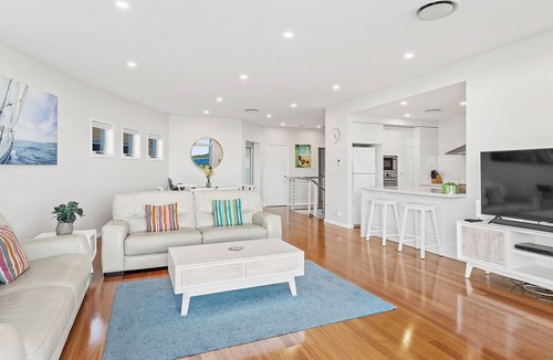 Fingal Bay House | serenity at Fingal Bay 2