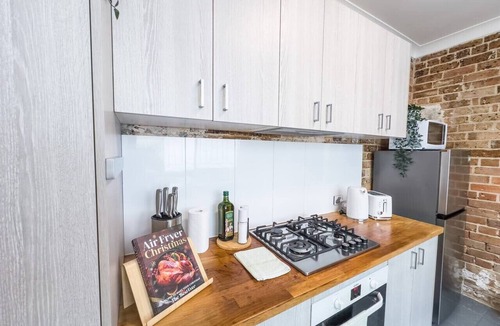 Glebe House | Serenity home in the heart of city