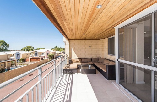 Mandurah House | Serenity Townhouse - Mandurah