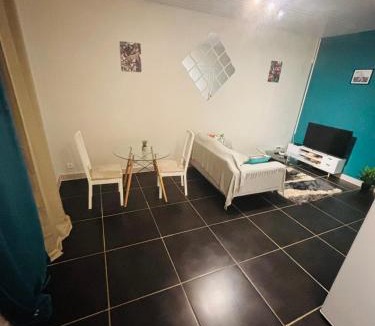 Kourou Apartment | Sermie T2 climatisé avec piscine