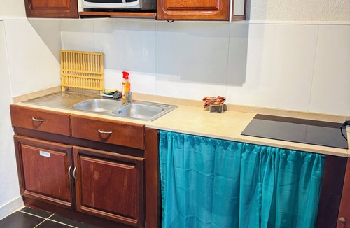 Kourou Bed & Breakfast | Sermie T2 with swimming pool