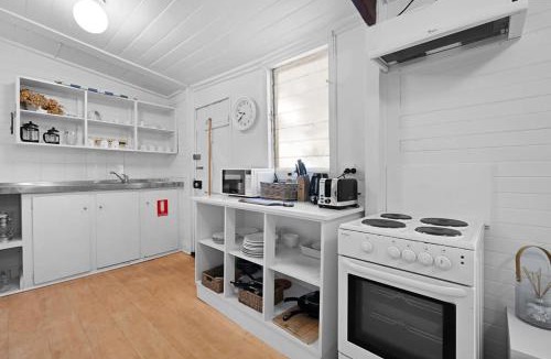 Emu Swamp House | Settlers Cottage - Mayfield Vineyard in Orange