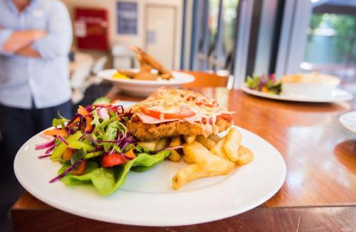 Port Macquarie Hotel | Settlers Inn