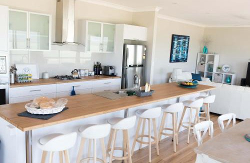 Wrenfordsley House | Shades of Blue Eco Retreat