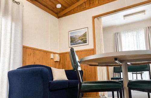 Warrenheip Apartment | Shady Acres Caravan Park