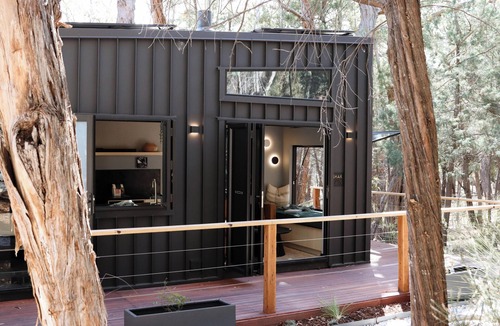 Halls Gap Cabin | SHAK Halls Gap *Luxury Off-Grid Tiny House*