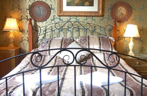 Surry Hills Hotel | Shakespeare Hotel Surry Hills
