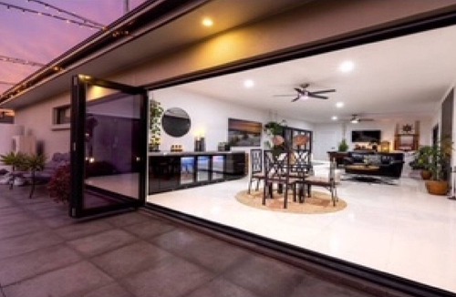 Lake Wangary House | Shangri-la - Your Luxury Getaway in Coffin Bay