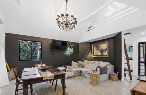 Sawtell House | Shellies Twin Beach Houses