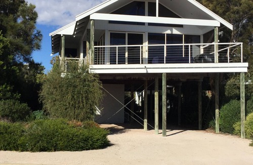 Lake Wangary House | Sheoak Eastside - Coffin Bay