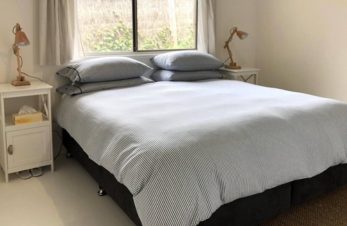 Portsea House | Shipley@Portsea - Fabulous 3 Bedroom Portsea Beach shack!