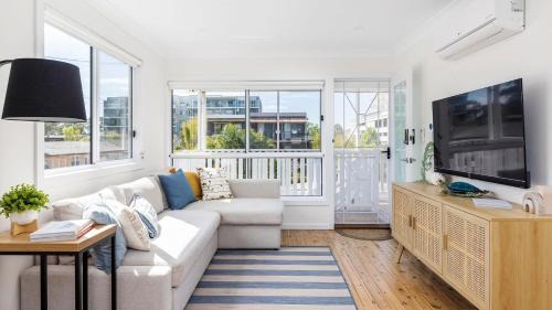 Shoal Bay Villa | Shoal Bay Beach House Three