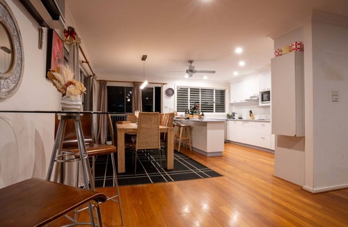 Shoal Bay House | Shoal Bay Riggers - 7 Rigney St, Shoal Bay