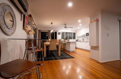 Shoal Bay House | Shoal Bay Riggers - 7 Rigney St, Shoal Bay