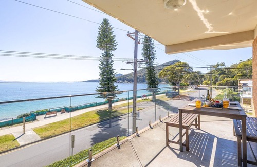 Shoal Bay Apartment | Shoal Towers, 6 -11 Shoal Bay Rd - Air Conditiong - Wifi - Stunning water views & perfect location