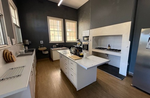 Geraldton Hostel | Shoreline Lodge Geraldton