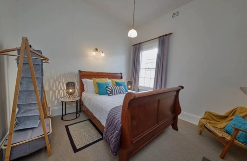 Norwood Cottage | Short Walk to The Parade and Norwood Oval