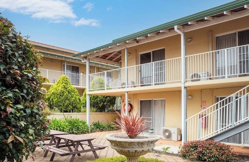 Margaret River Apartment | Siana - Central Apartment with Parking