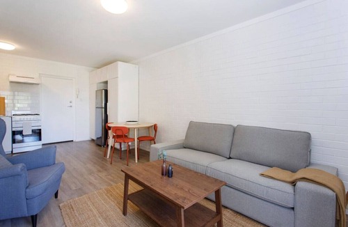 Mosman Park Apartment | Simple Charm - Apartment in Mosman Park