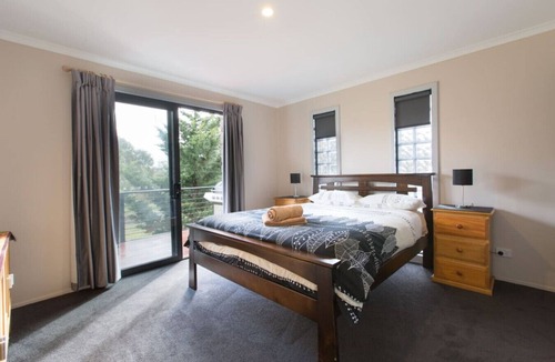 Jindabyne Cottage | Skippy`s Cottage at Touchdown Cottages