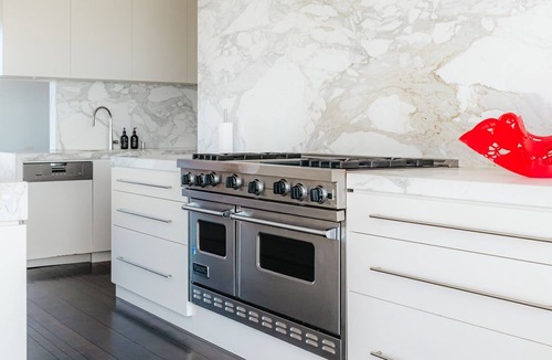 Portsea House | Sky High Majestic Views