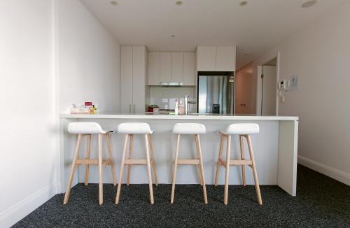 Sydney Olympic Park Apartment | Sky Retreat - King beds