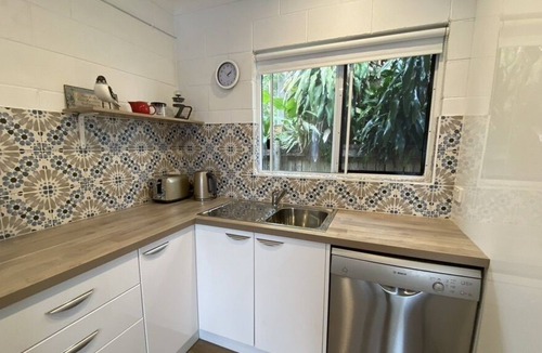 Iluka Apartment | Sky's Beach House - 66 Spenser St, Iluka