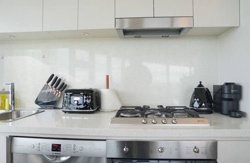 Sydney Olympic Park Apartment | Skyline Serenity @ Olympic Park