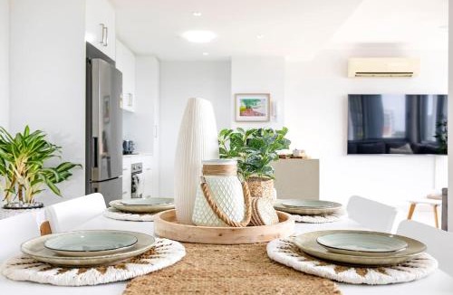 Darwin City Centre Apartment | 'Skyline' Top of Town Resort-style City Living
