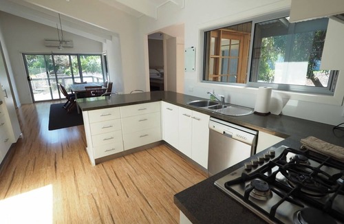 Sandy Point House | Sleepy Hollow Stay 3 Pay 2 Winter Special