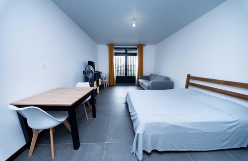 Cayenne Apartment | Smart Baduel Studio By Hostel toucan