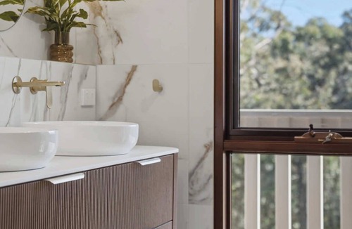 Canobolas House | SnowGums - Peaceful Retreat - 4Bed, 3Bath &Firepit