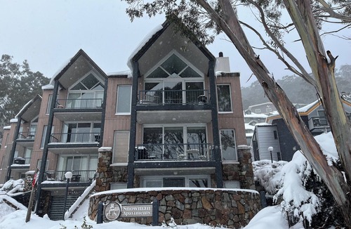Thredbo Apartment | Snowman 3 Luxury stay Central Village & Parking.