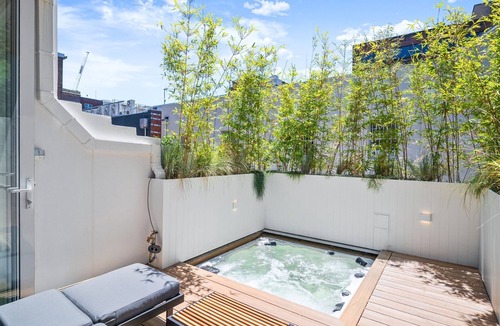 Surry Hills Apartment | Soak House in Surry Hills