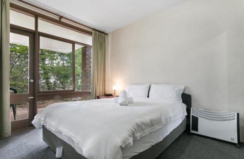 Wentworth Falls House | Solitary View