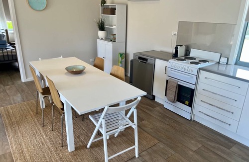 Waterhouse House | Solmar Siesta - WiFi, Pet Friendly Outside
