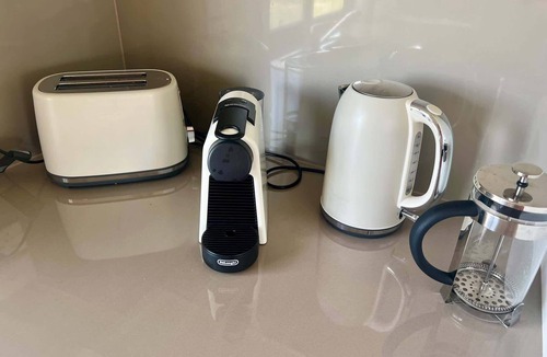 Waterhouse House | Solmar Siesta - WiFi, Pet Friendly Outside
