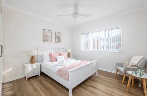 Shoal Bay Apartment | 'Sopra' Shoal Bay