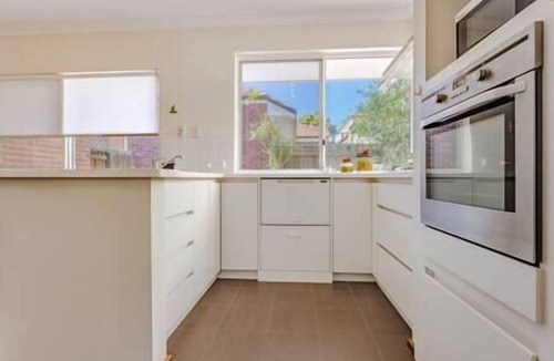Claremont House | South Claremont Private Villa