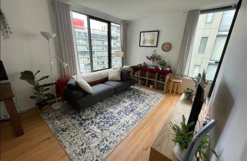 South Melbourne Apartment | South Melbourne Central 1BR - 106