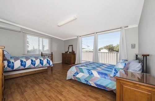 Lancelin House | South Side - Feel the breeze