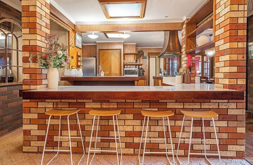 Margate House | Southern Edge Retreat Vintage Charm by the Bay